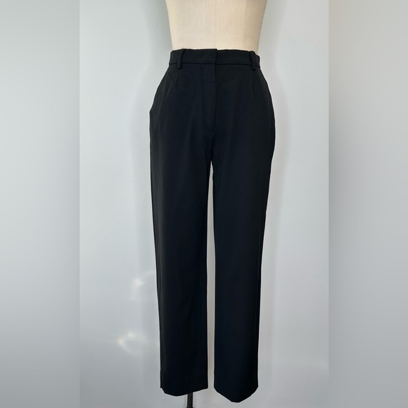 MaxMara Elegant Black Wool Women's Pants - Picture 1 of 5
